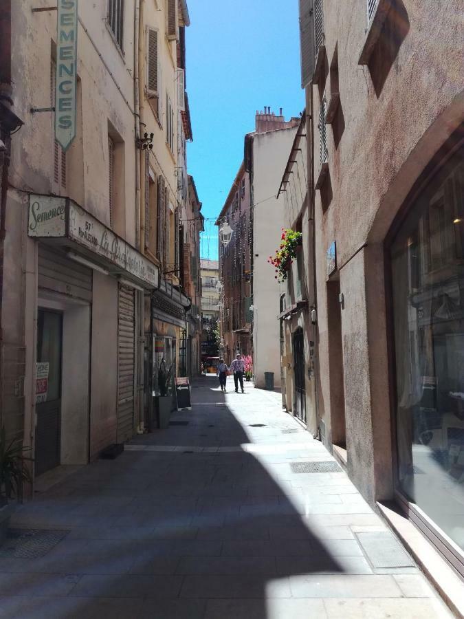 Studio Toulon Les Halles Apartment ภายนอก รูปภาพ
